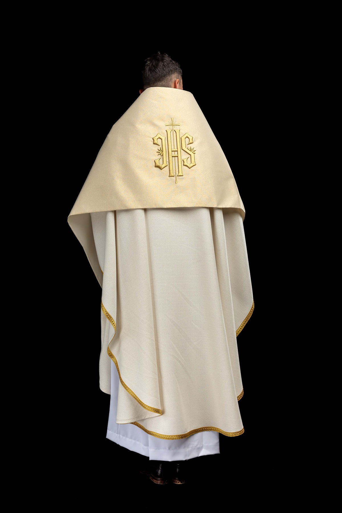 Vyšívaný liturgický závoj IHS v zlatej farbe