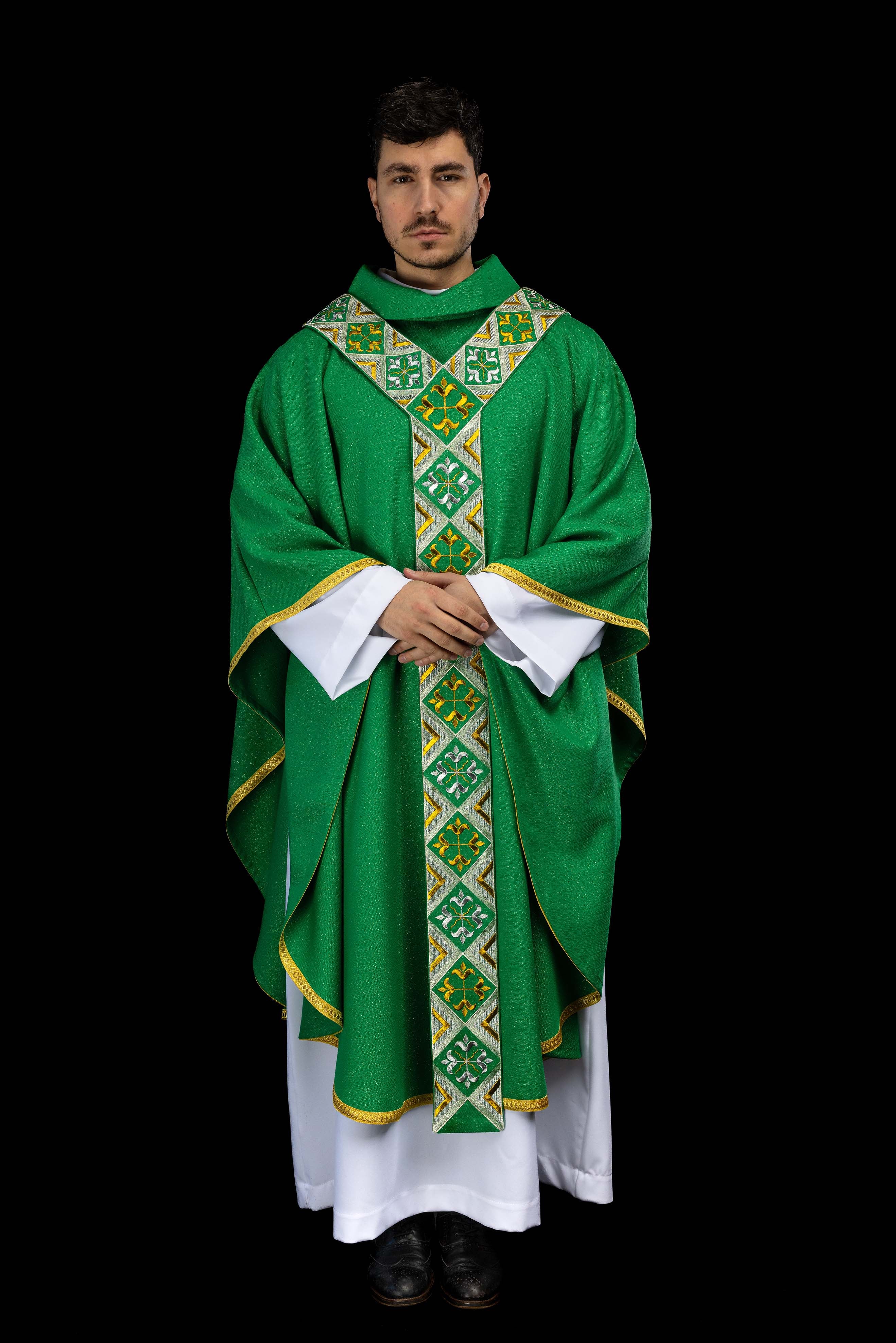 Haftowany pas na ornat w zestawie z ornatem zielony - ORNATY.PL