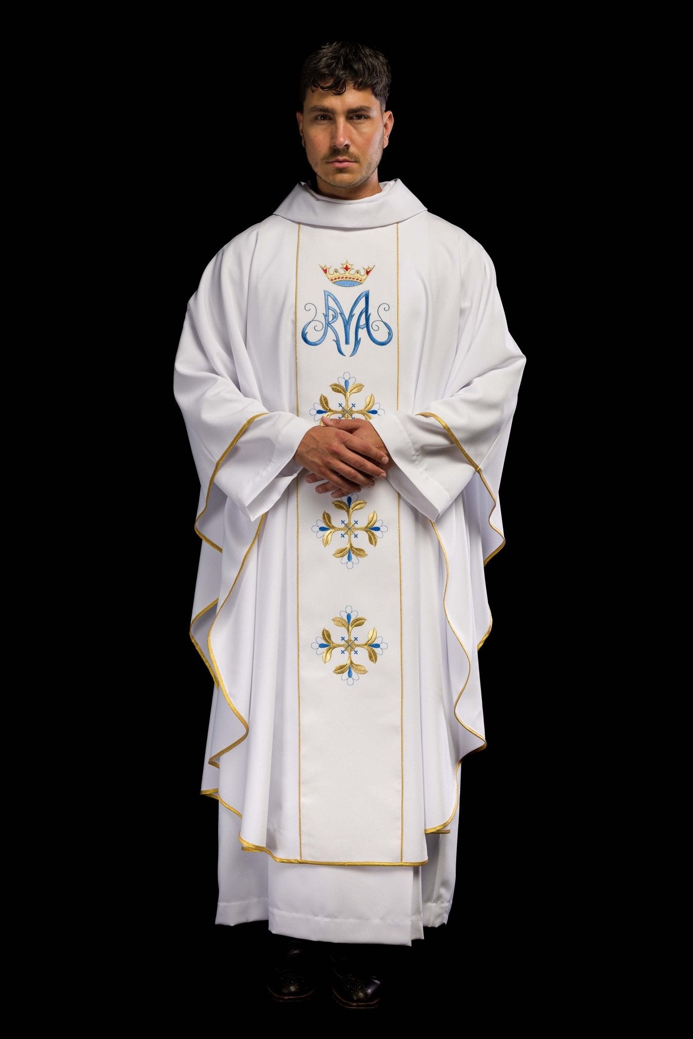 Biały ornat liturgiczny maryjny z pasem