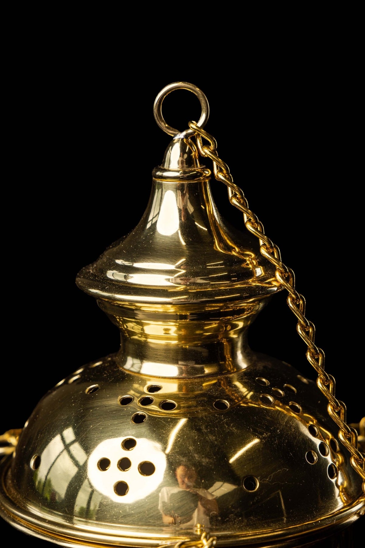 Mosiężny trybularz liturgiczny