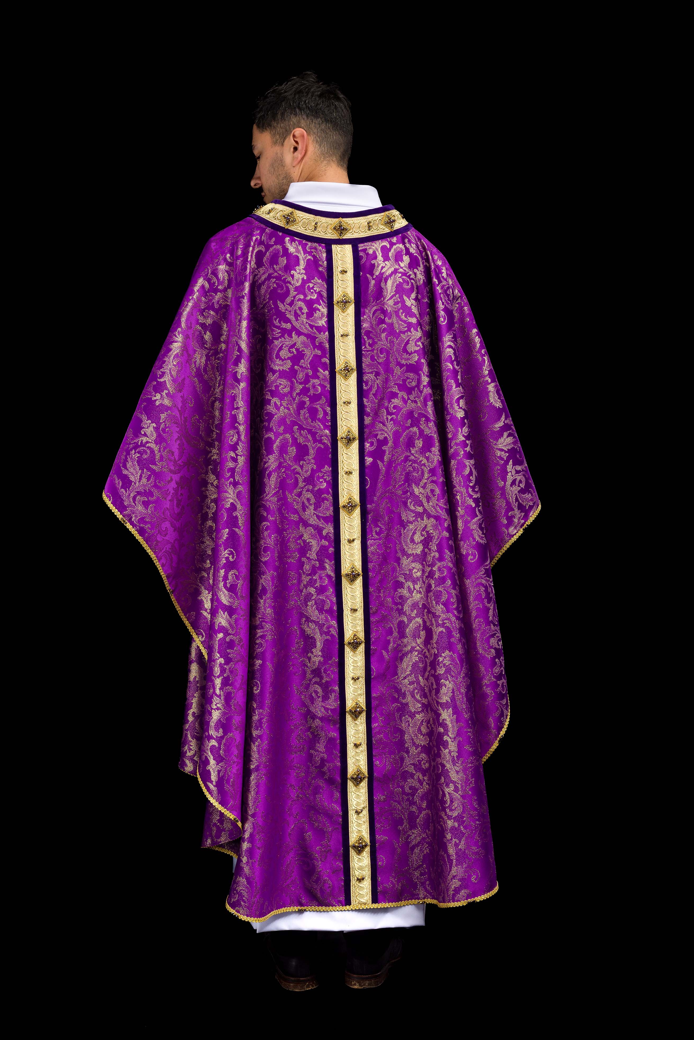 Ručne vyrobený ornát s prírodnými kameňmi Handmade 7003