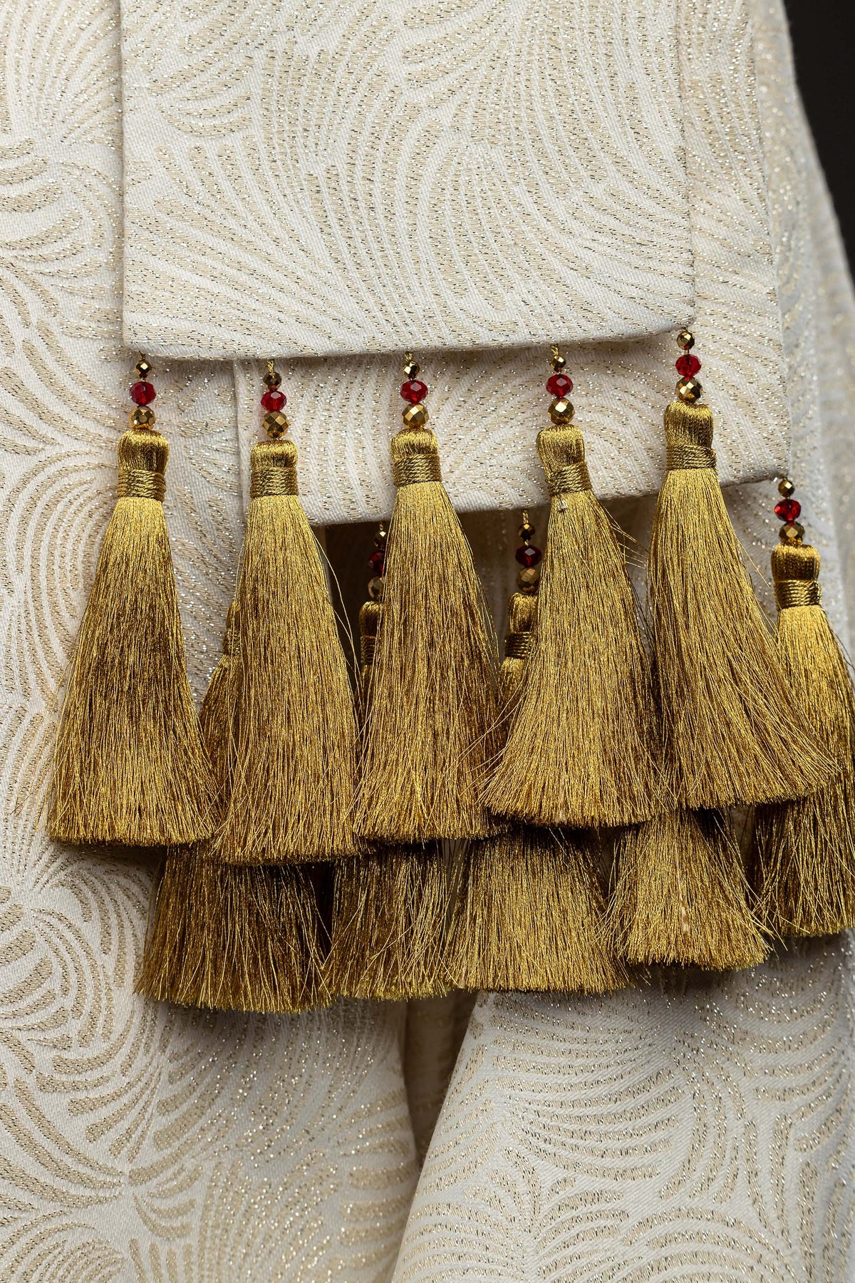 Ručne vyrobený ornát s prírodnými kameňmi Handmade 7012