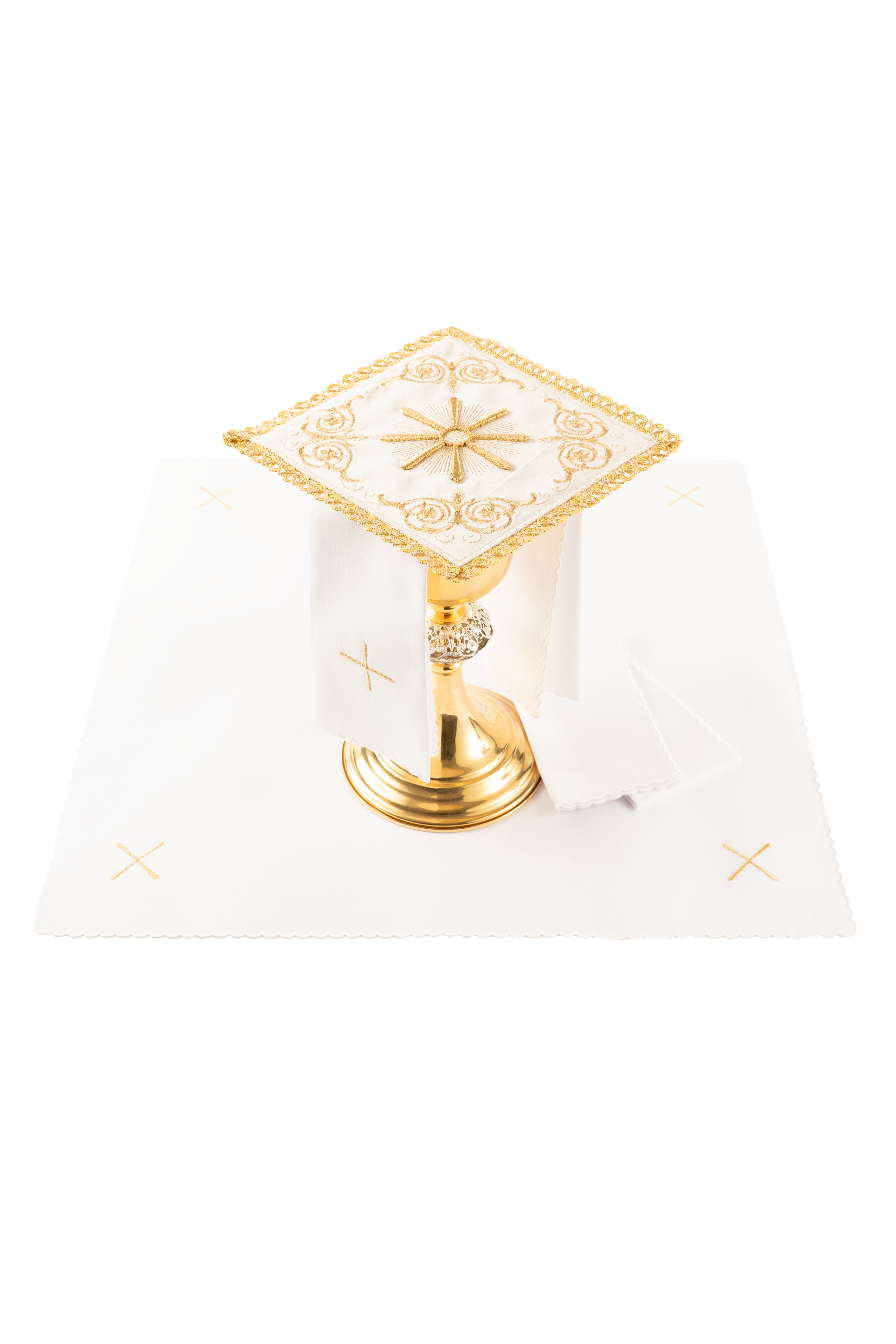 Bielizna kielichowa haftowana ecru aksamit - ORNATY.PL