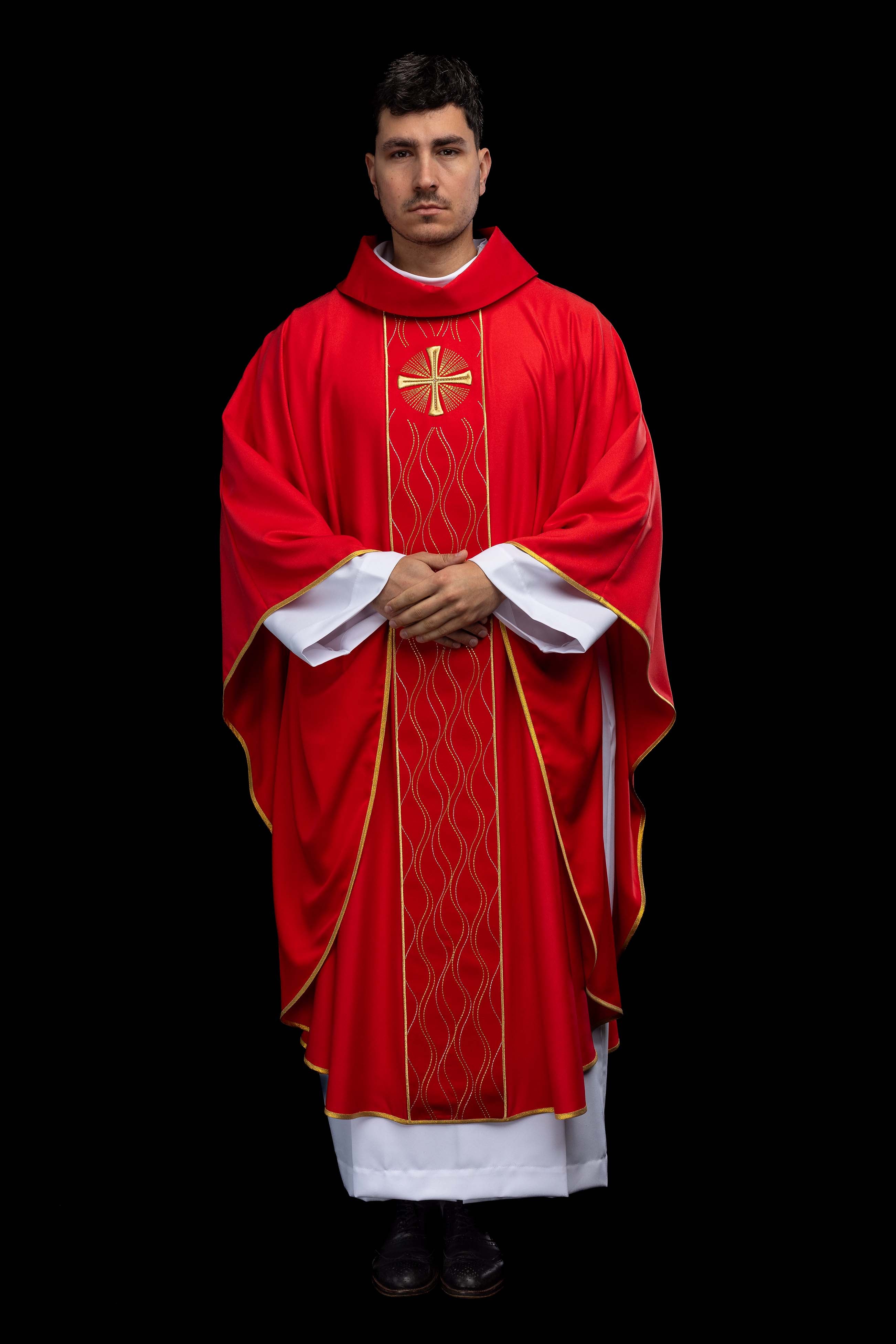 Vyšívaný ornát kríž ecru