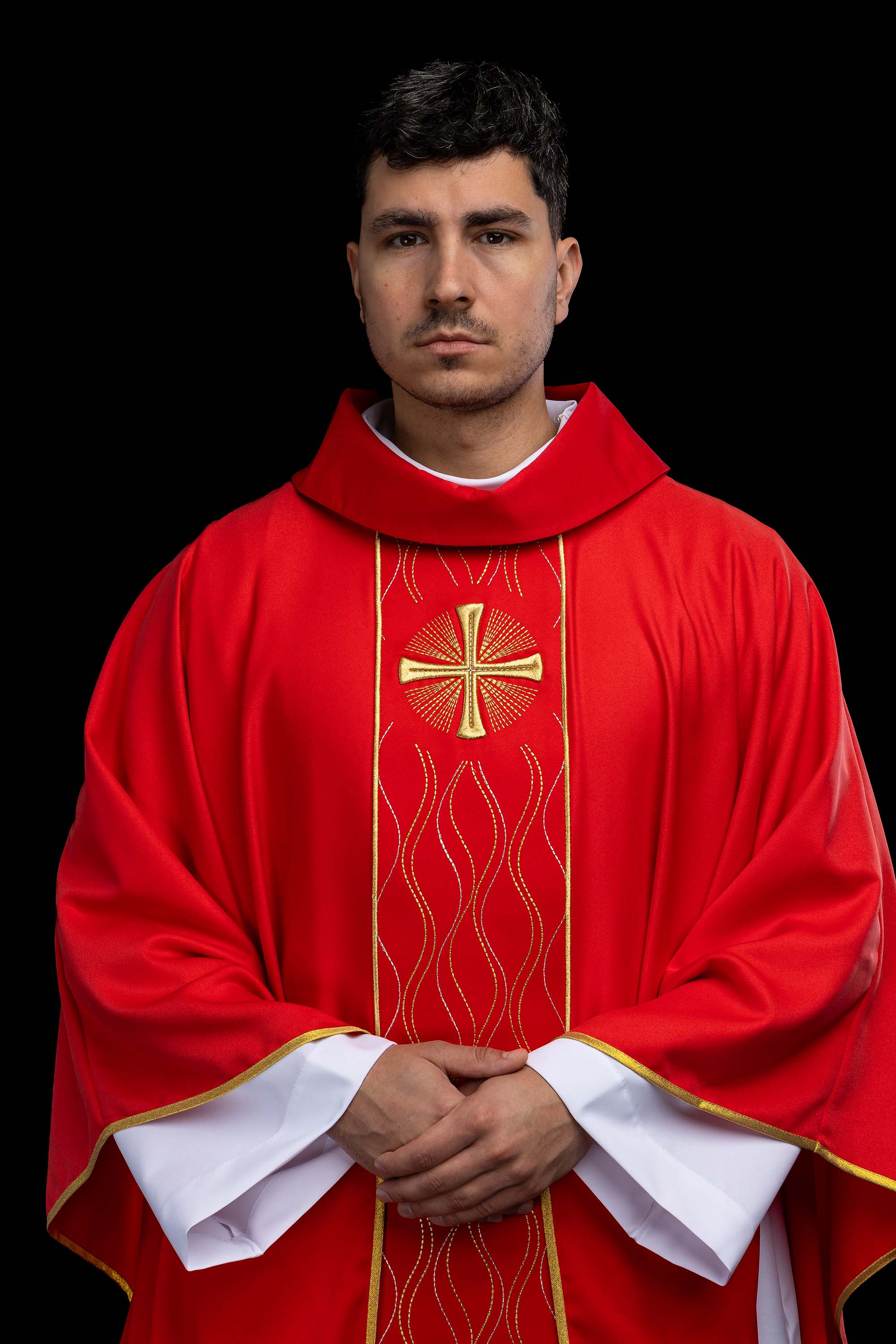 Vyšívaný ornát kríž ecru