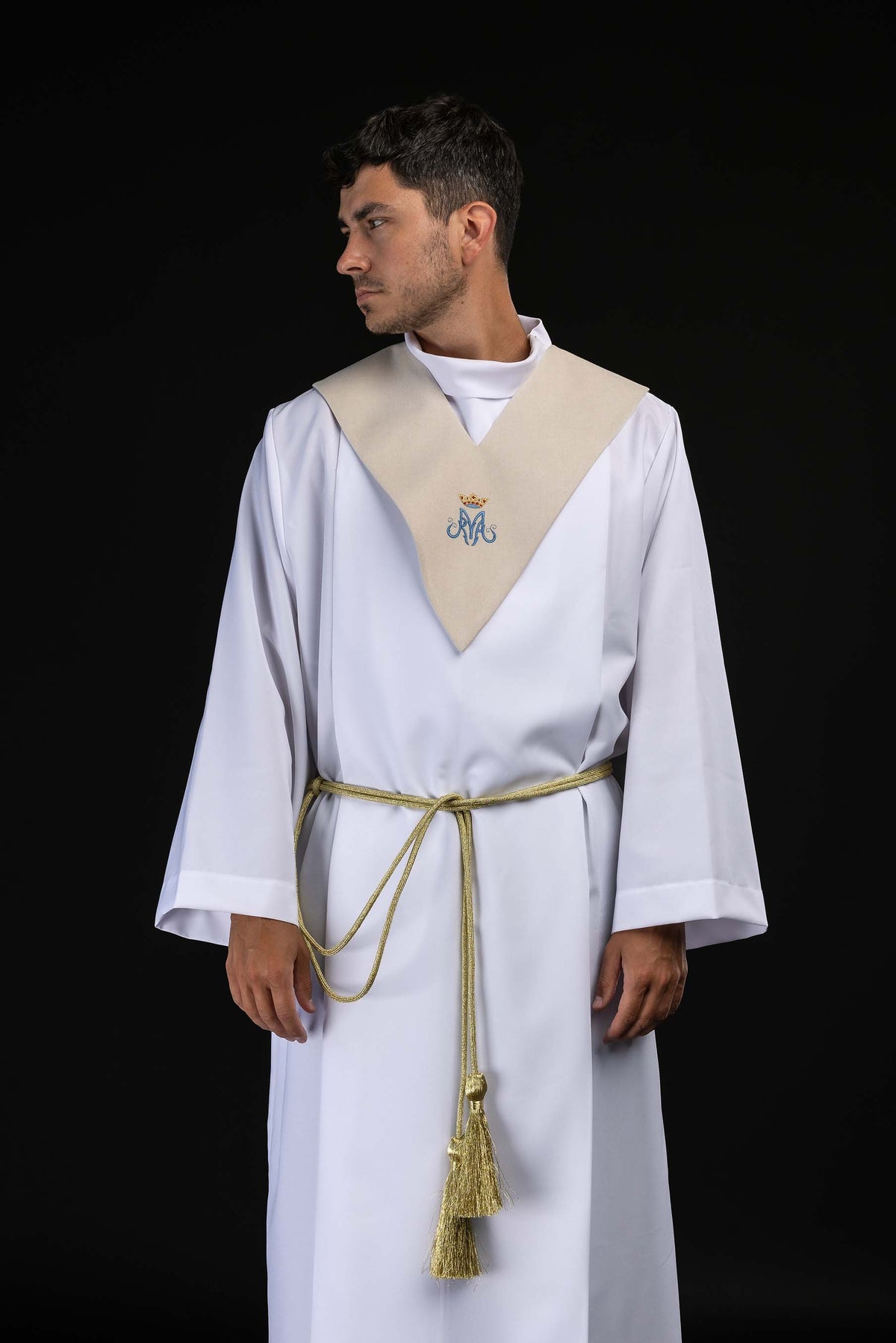 Lektorský palius ecru s mariánskou výšivkou