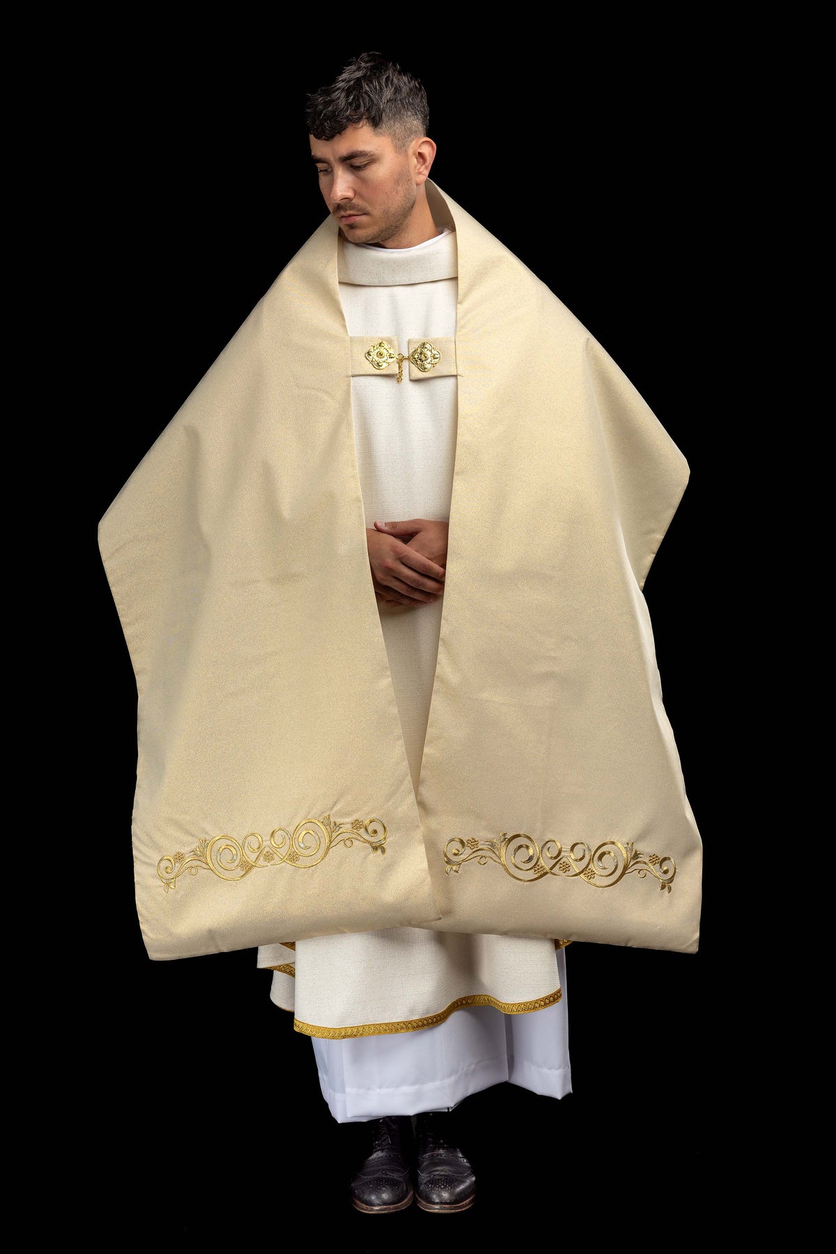 Vyšívaný liturgický závoj IHS v zlatej farbe
