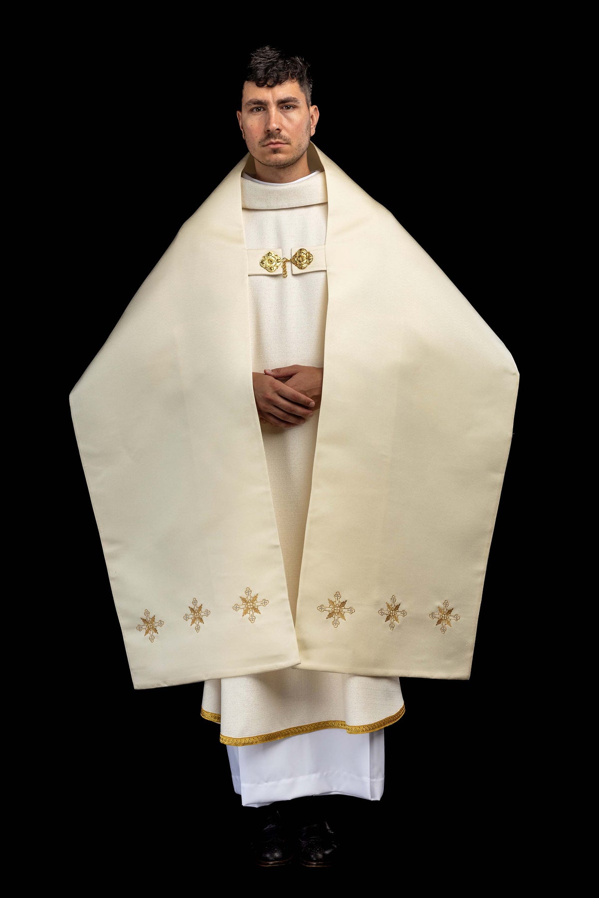 Vyšívaný liturgický závoj IHS