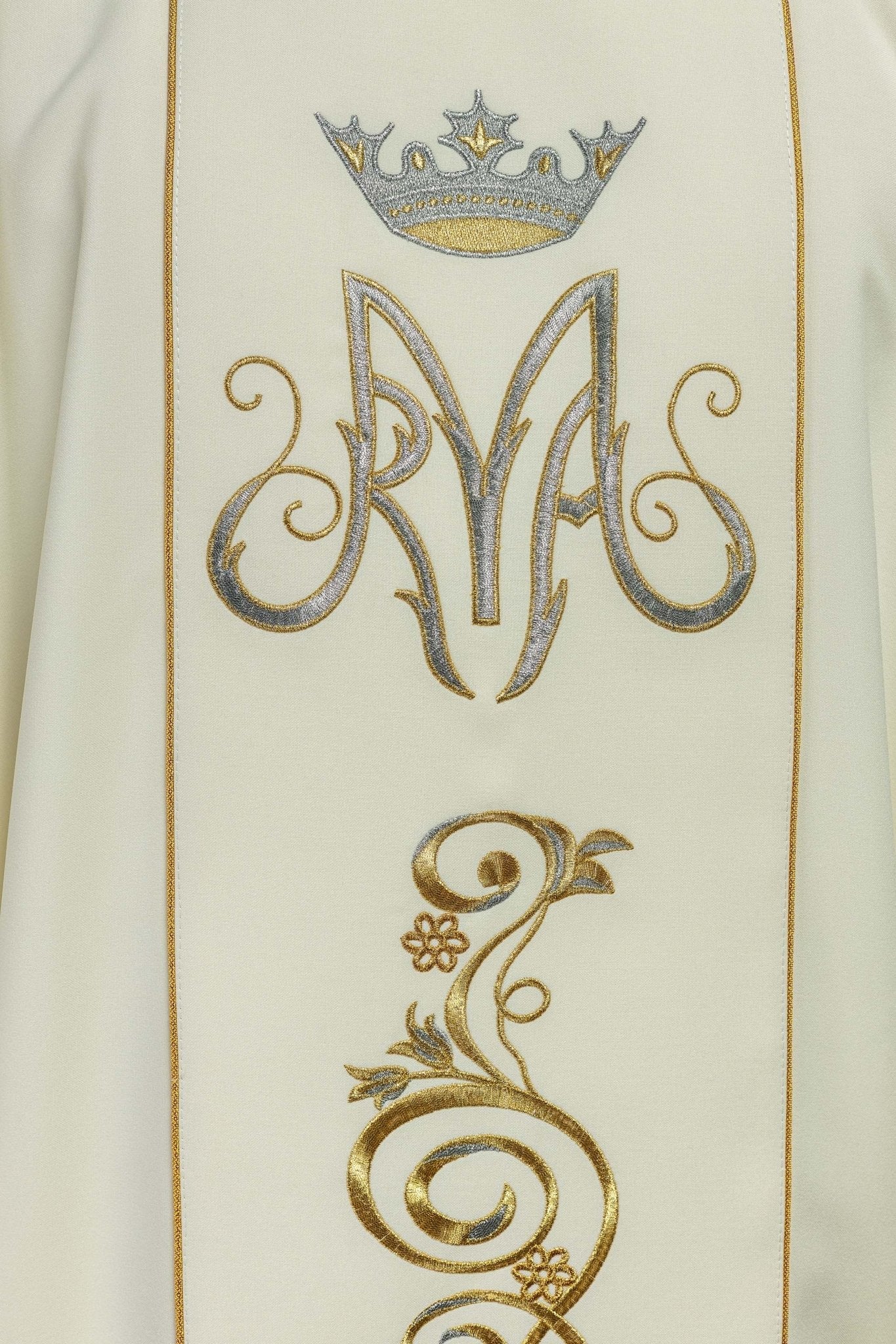 Ornat liturgiczny Maryjny z pasem haftowanym ecru