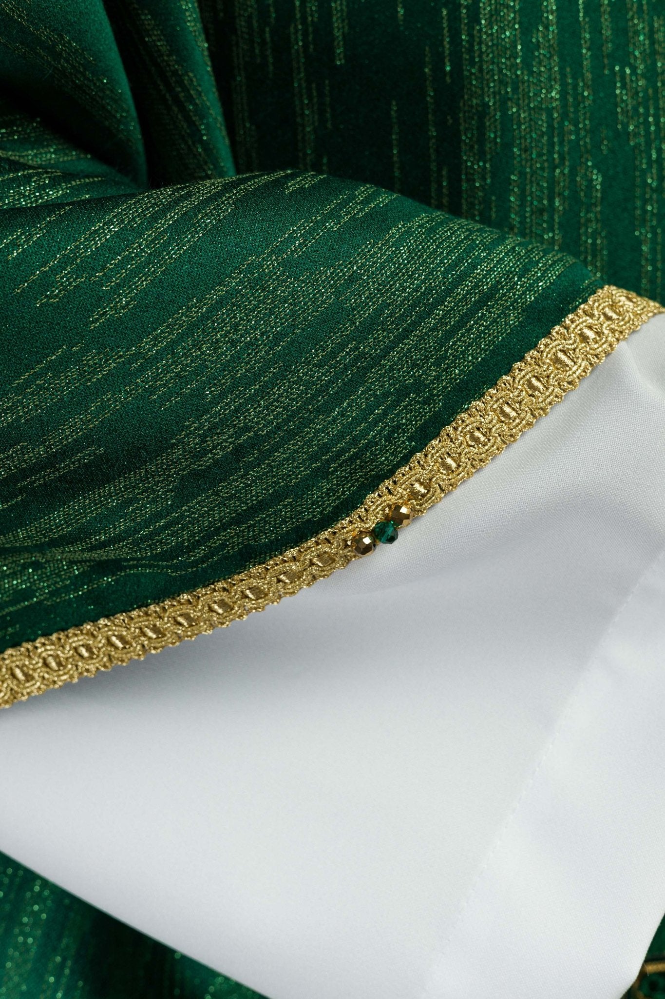 Ręcznie wykonany ornat z naturalnymi kamieniami Handmade 7015 Zielony